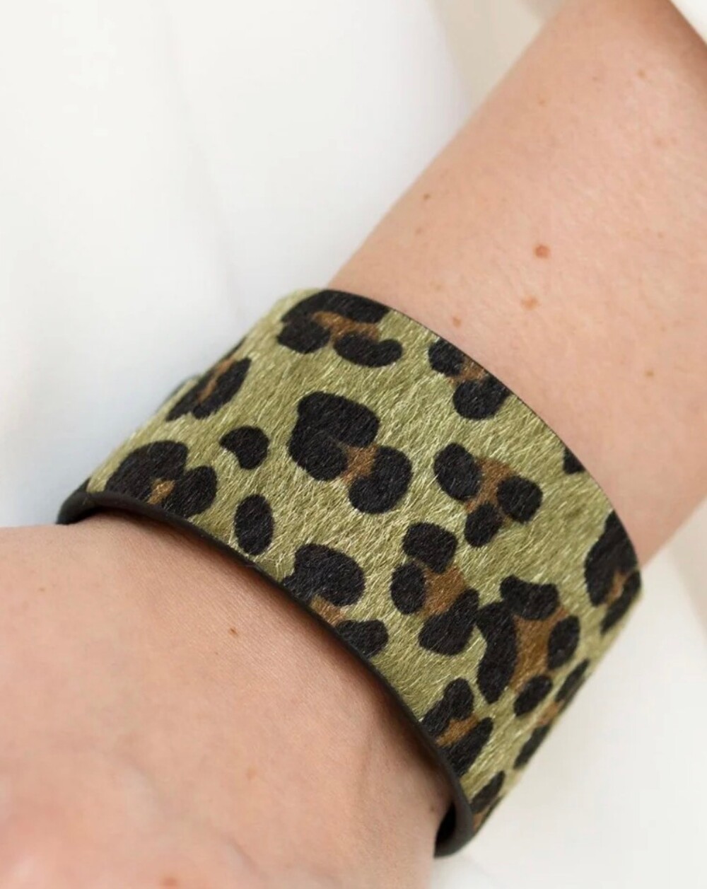 Paparazzi Leopard Print Snap Adjustable Bracelet Wide Faux Fur Cuff New
